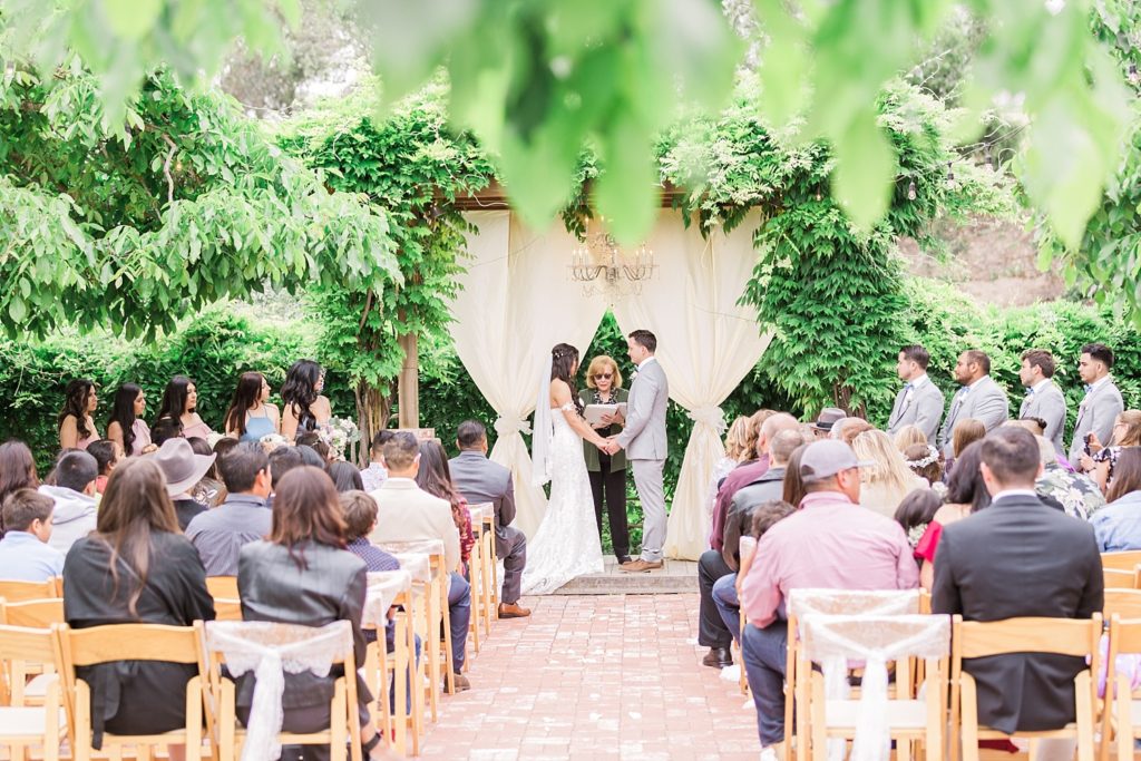 GARDENS AT PEACOCK FARMS WEDDING