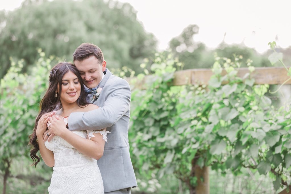 GARDENS AT PEACOCK FARMS WEDDING