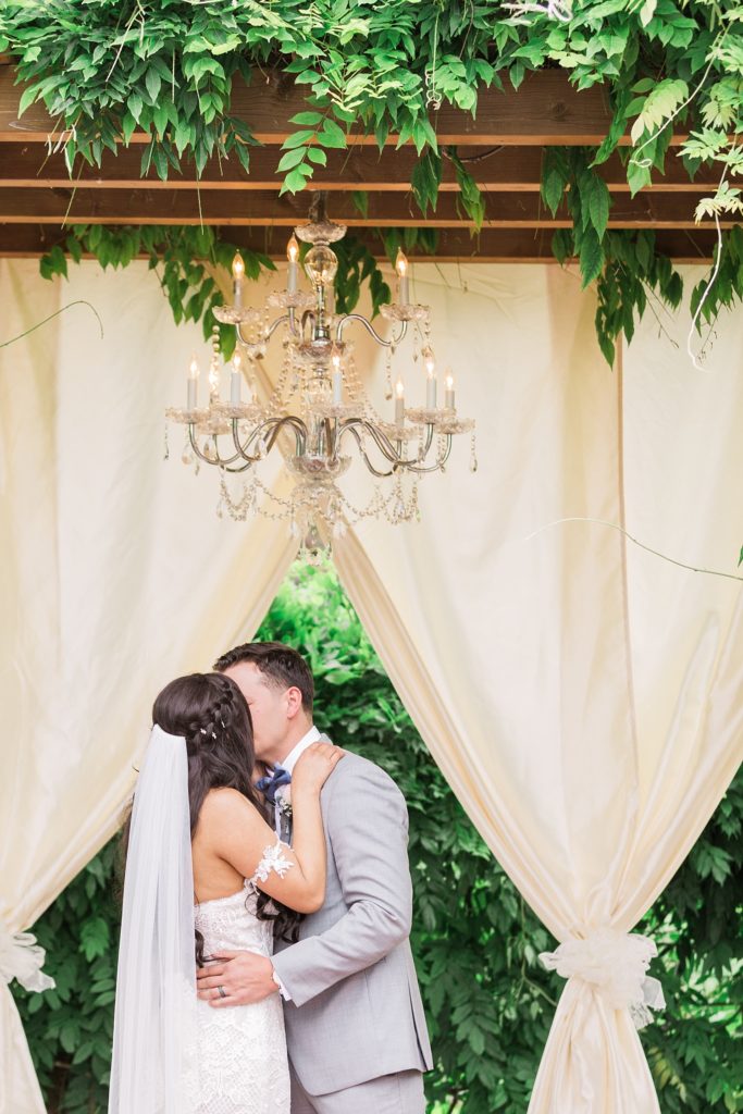 GARDENS AT PEACOCK FARMS WEDDING