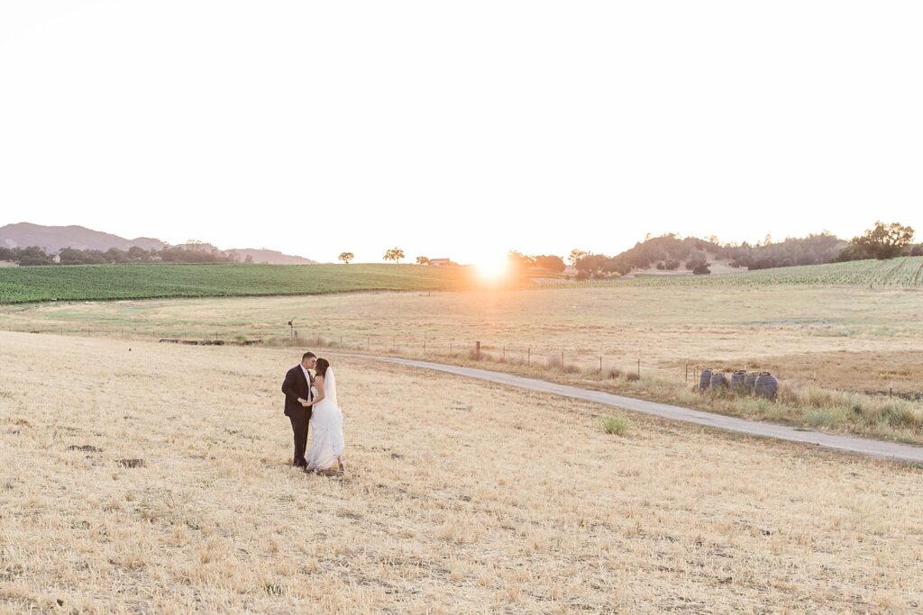 PASO ROBLES WEDDING PHOTOGRAPHER