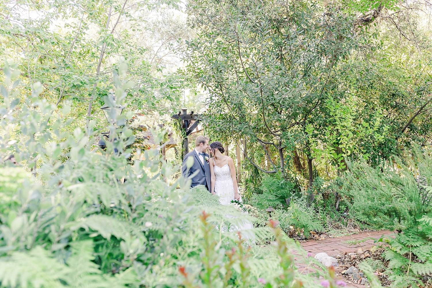 DALLIDET ADOBE GARDENS WEDDING